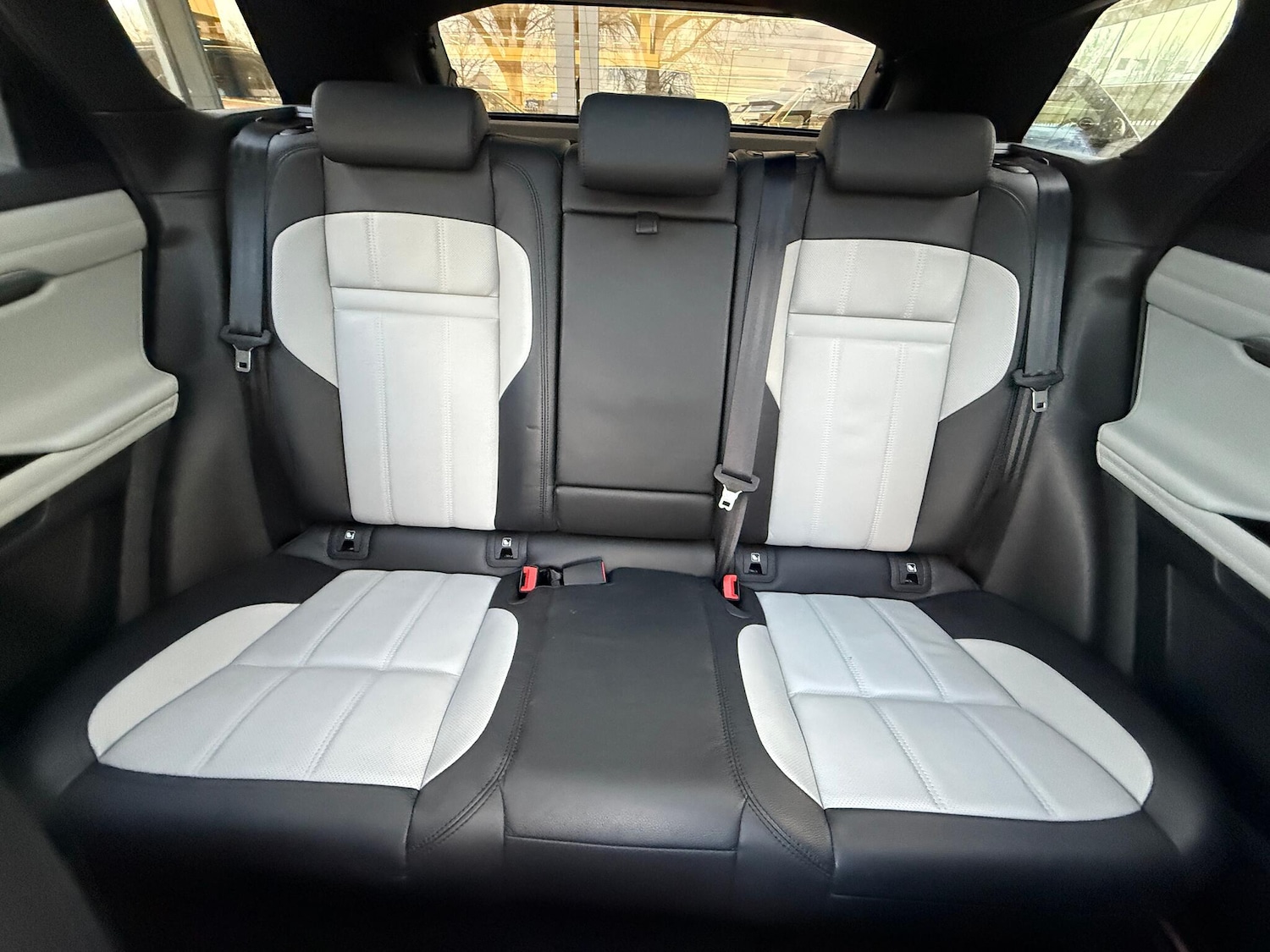 Used Land Rover Range Rover Evoque 2022 for sale - 77267379: Photo 11