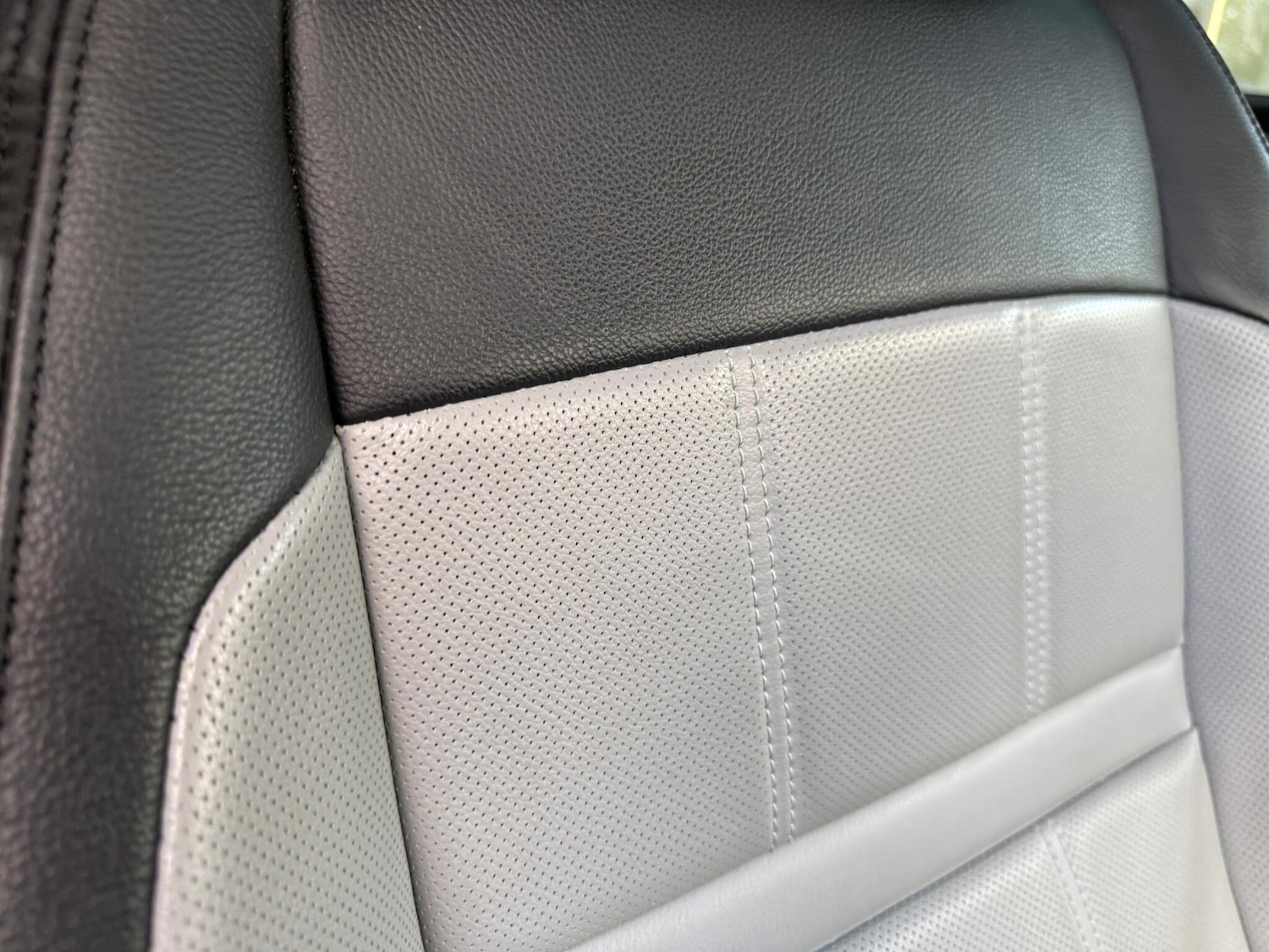 Used Land Rover Range Rover Evoque 2022 for sale - 77267379: Photo 29