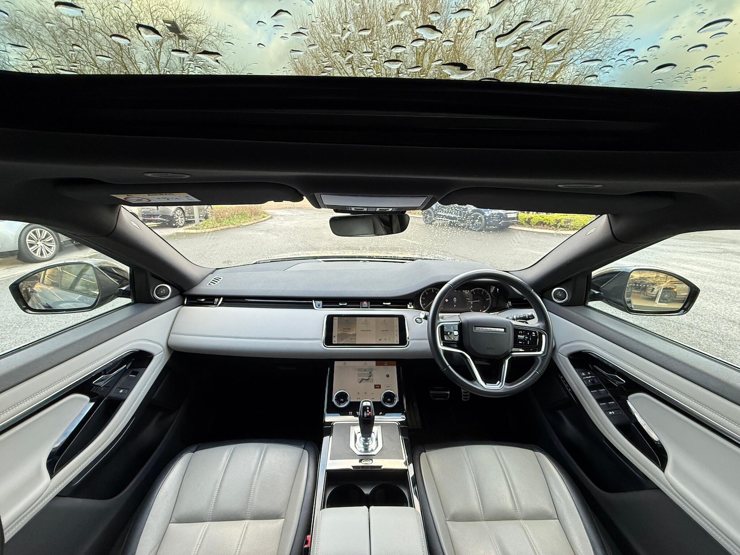 Used Land Rover Range Rover Evoque 2022 for sale - 77267379: Photo 3