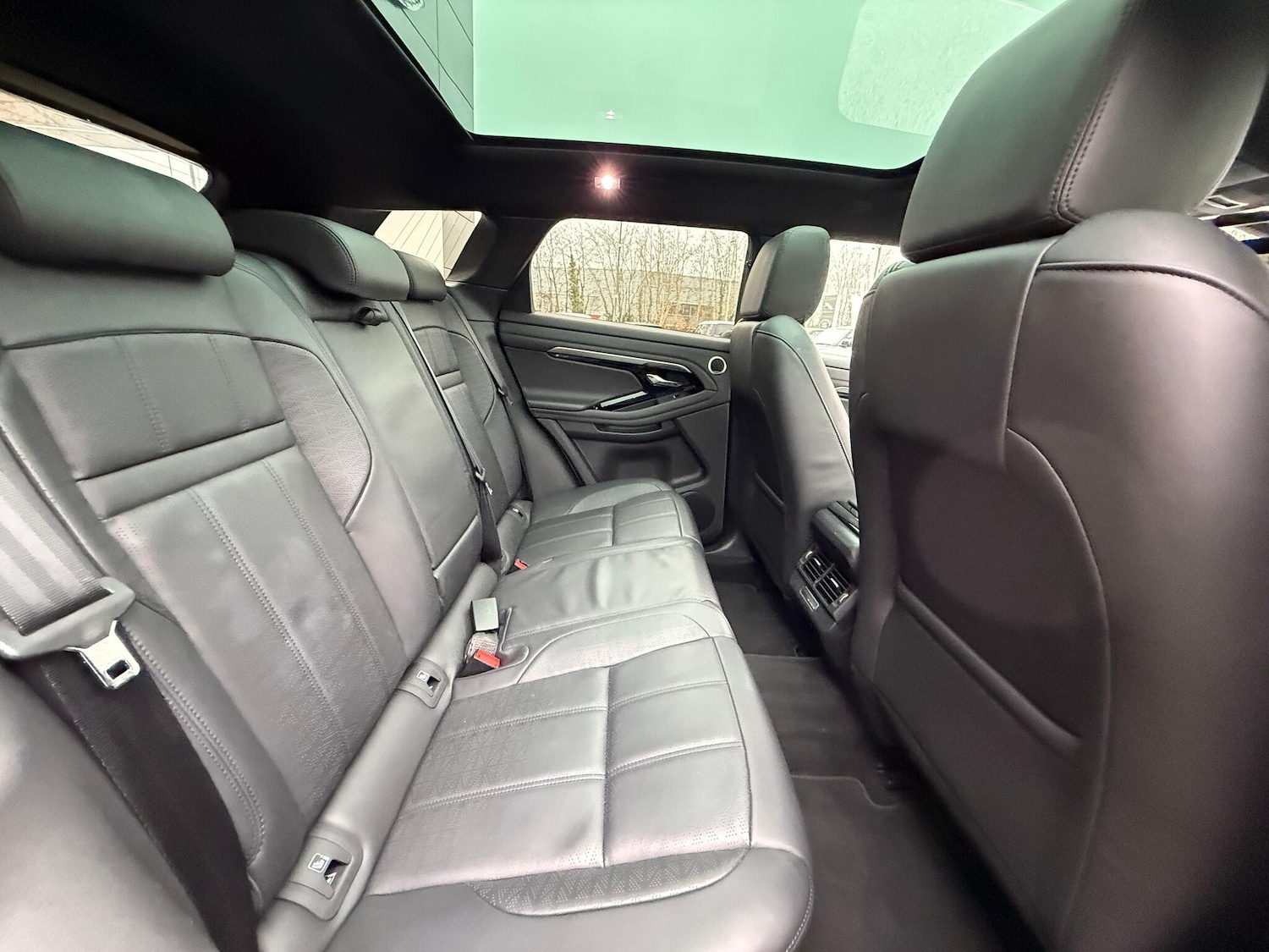 Used Land Rover Range Rover Evoque 2023 for sale - 77612770: Photo 40