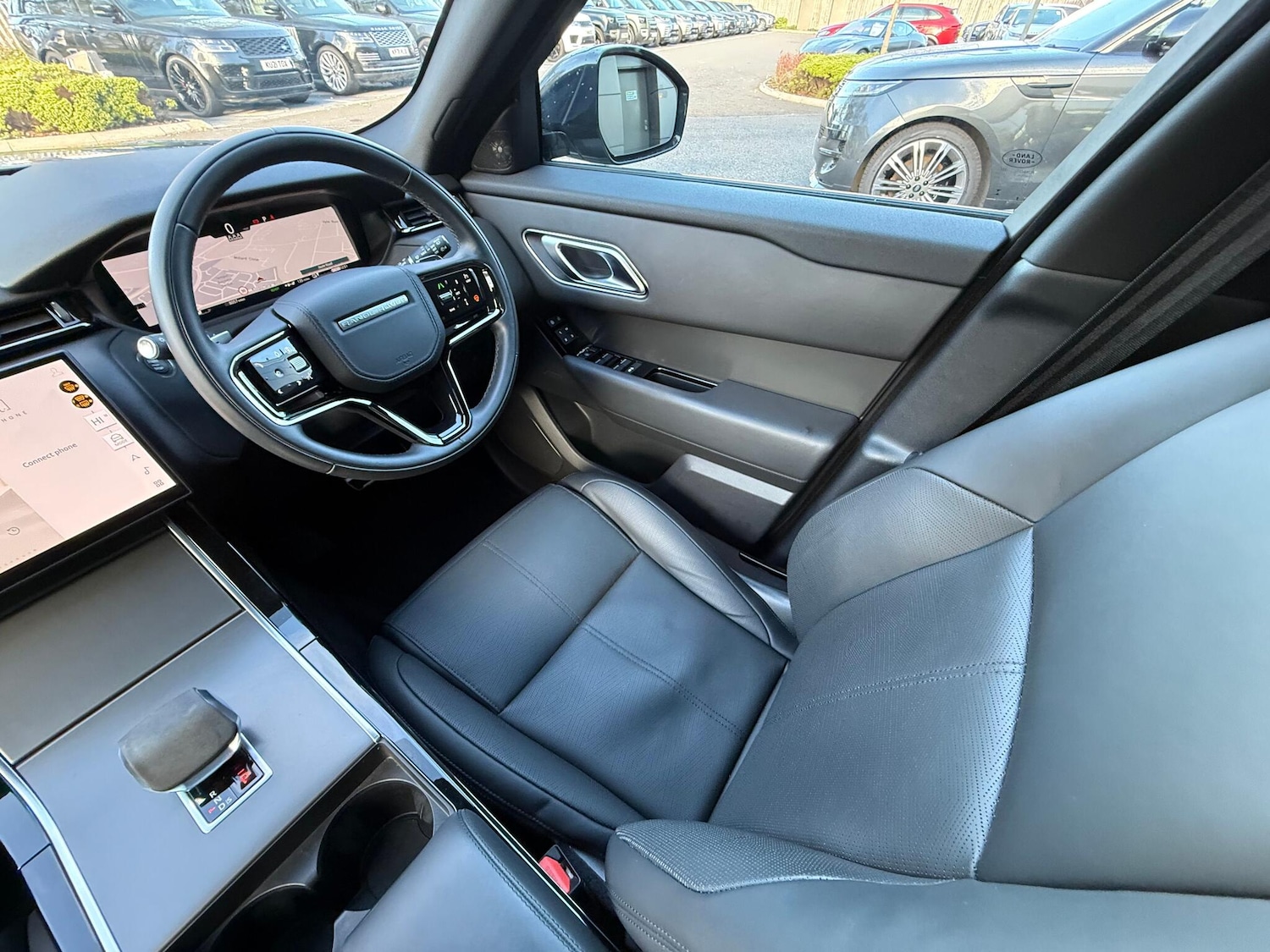 Used Land Rover Range Rover Velar 2024 for sale - 76619993: Photo 13