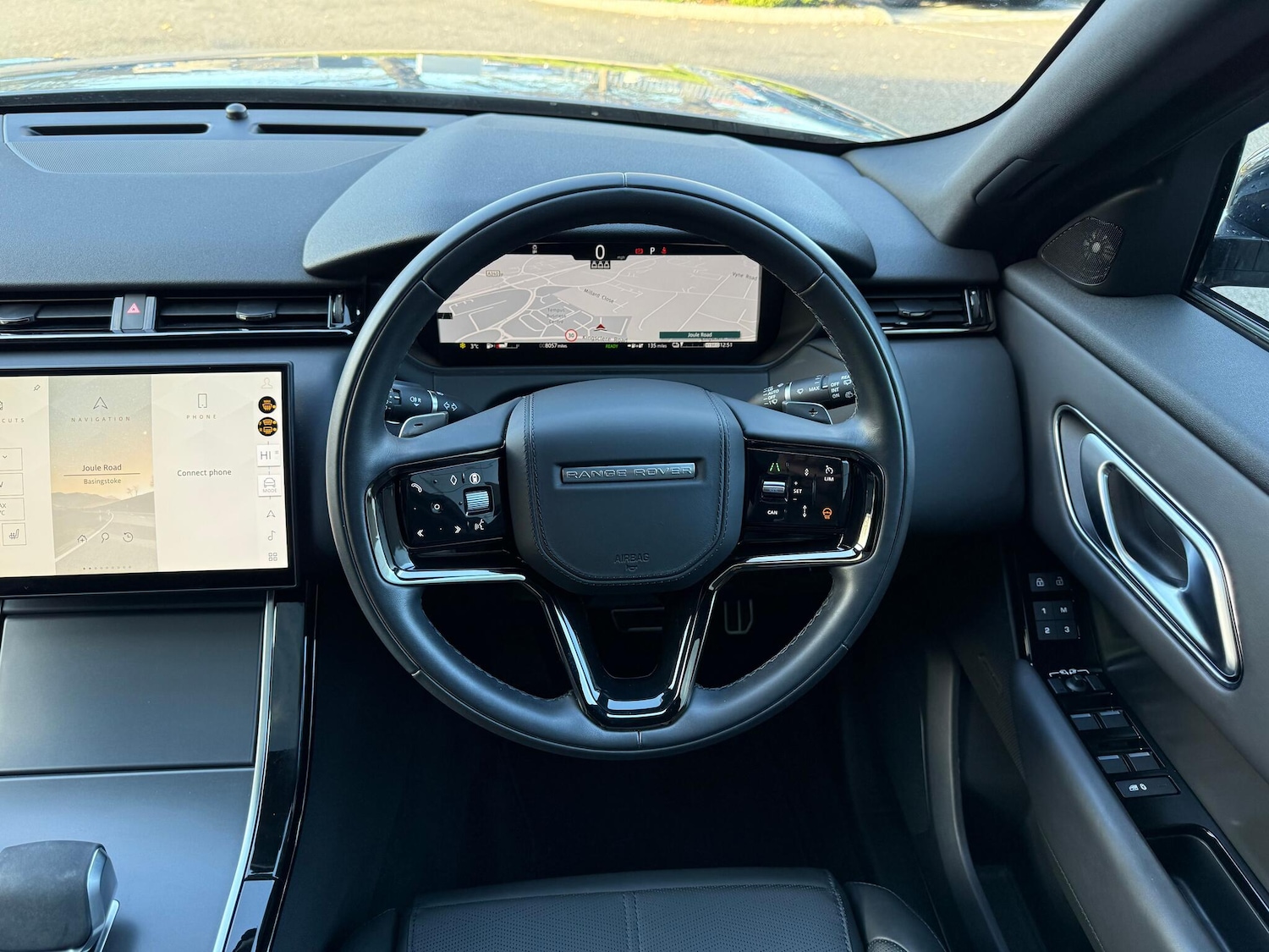 Used Land Rover Range Rover Velar 2024 for sale - 76619993: Photo 14