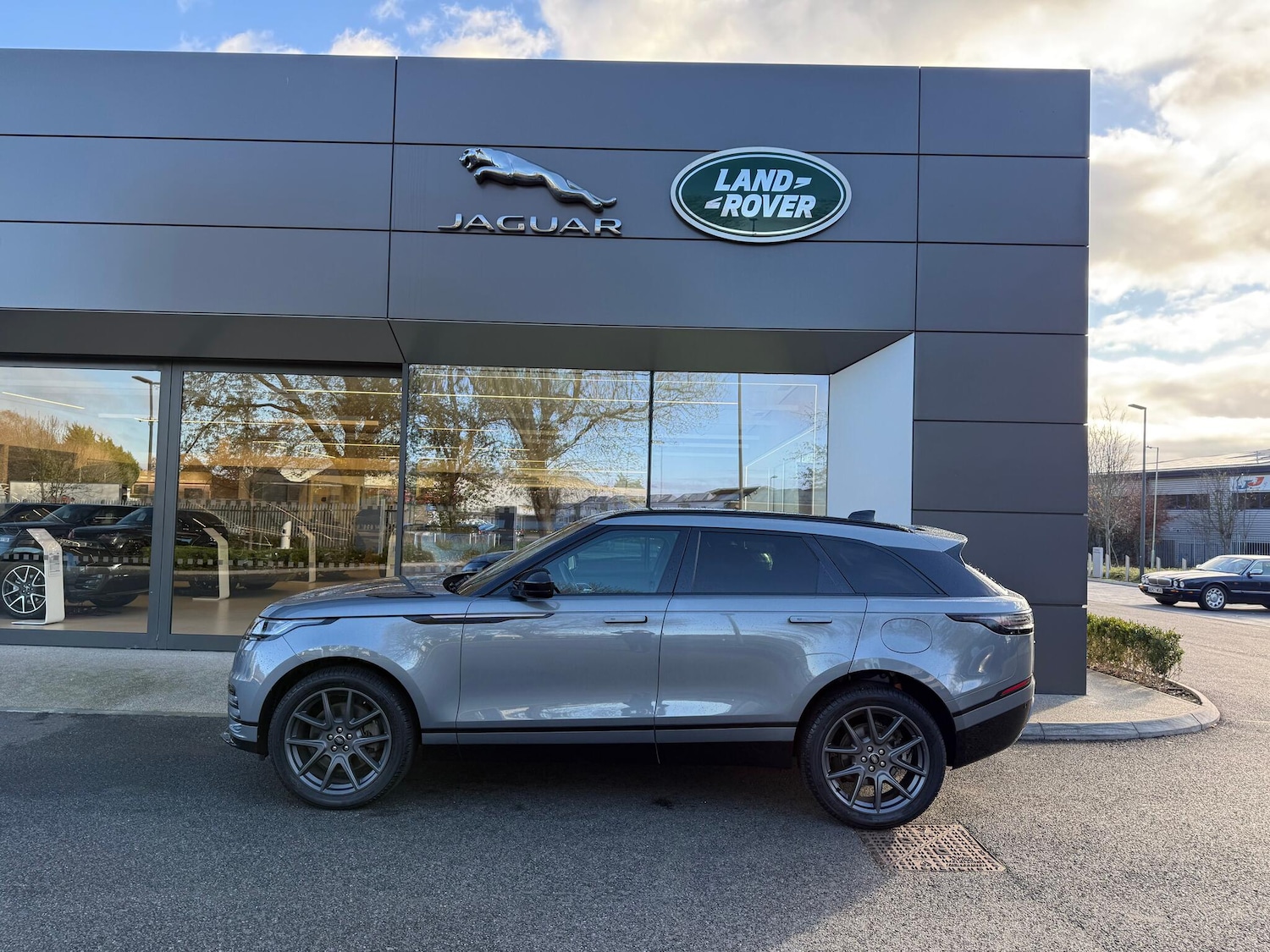 Used Land Rover Range Rover Velar 2024 for sale - 76619993: Photo 27