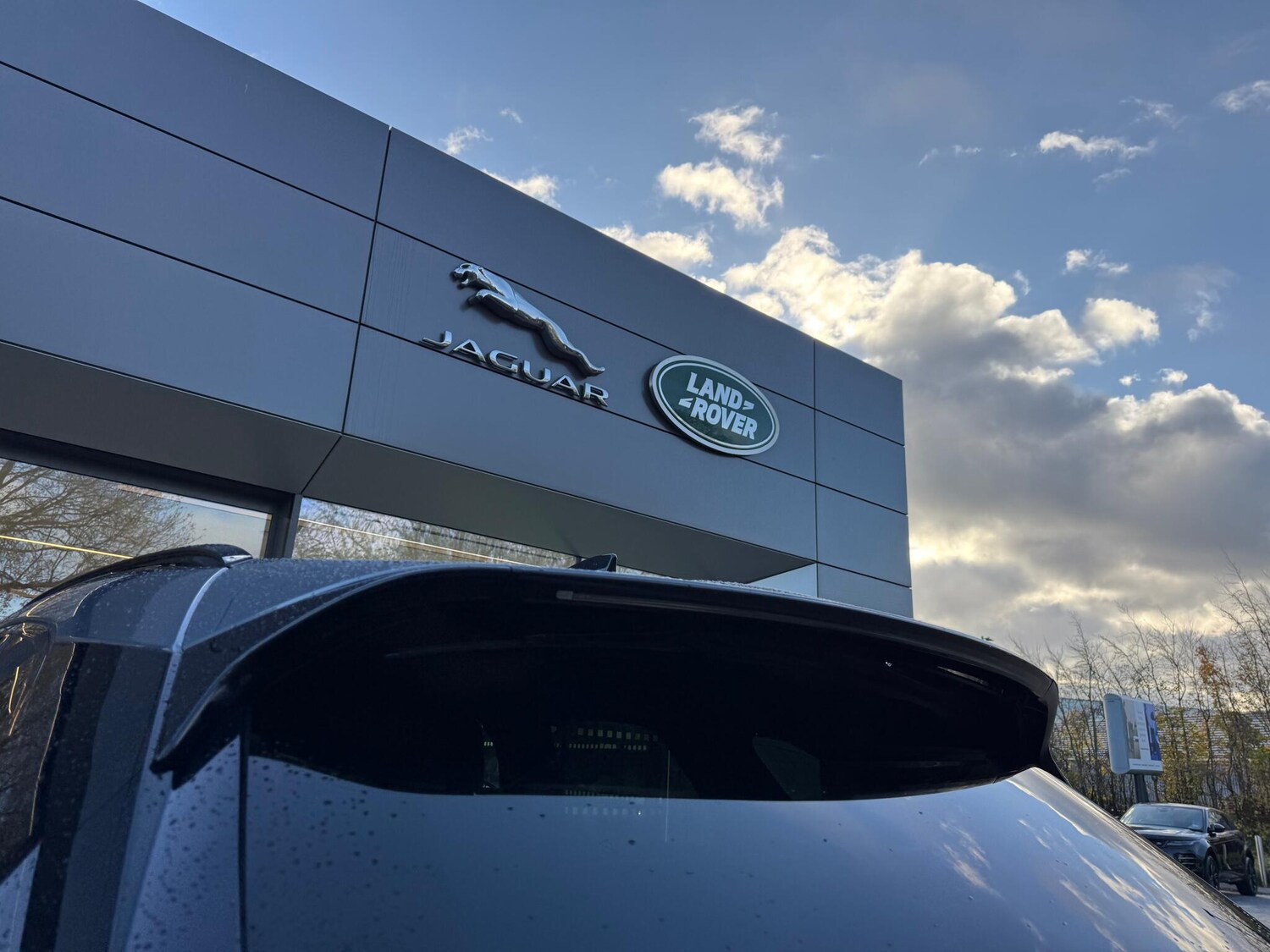 Used Land Rover Range Rover Velar 2024 for sale - 76619993: Photo 33