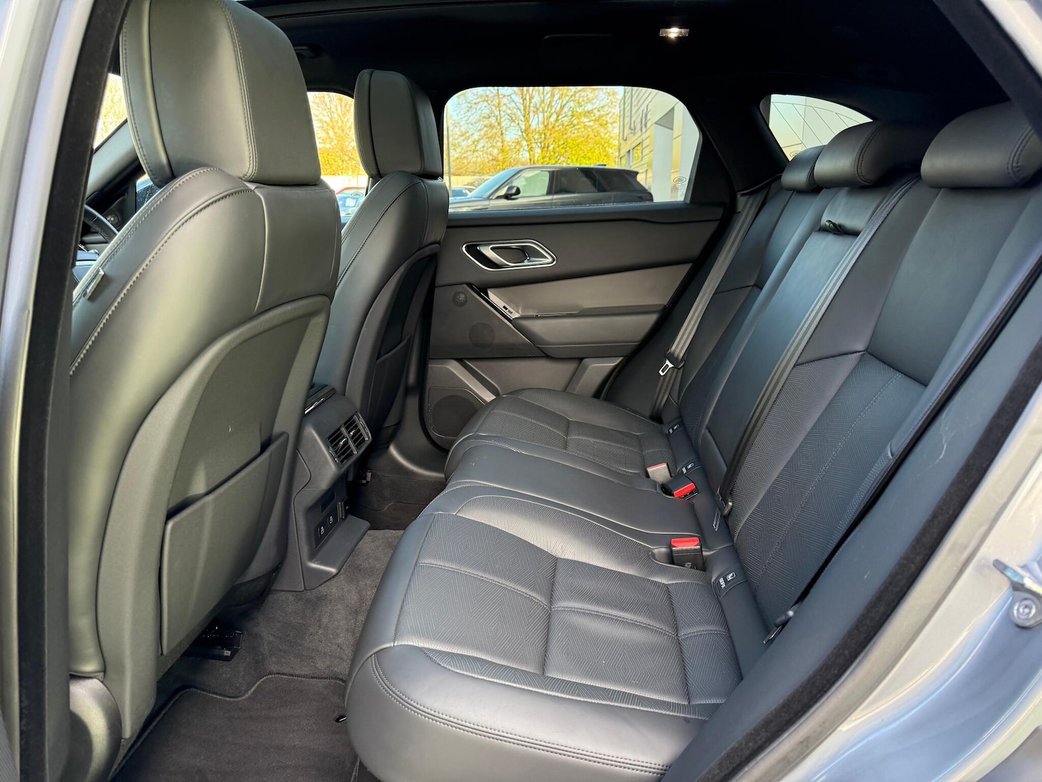 Used Land Rover Range Rover Velar 2024 for sale - 76619993: Photo 48