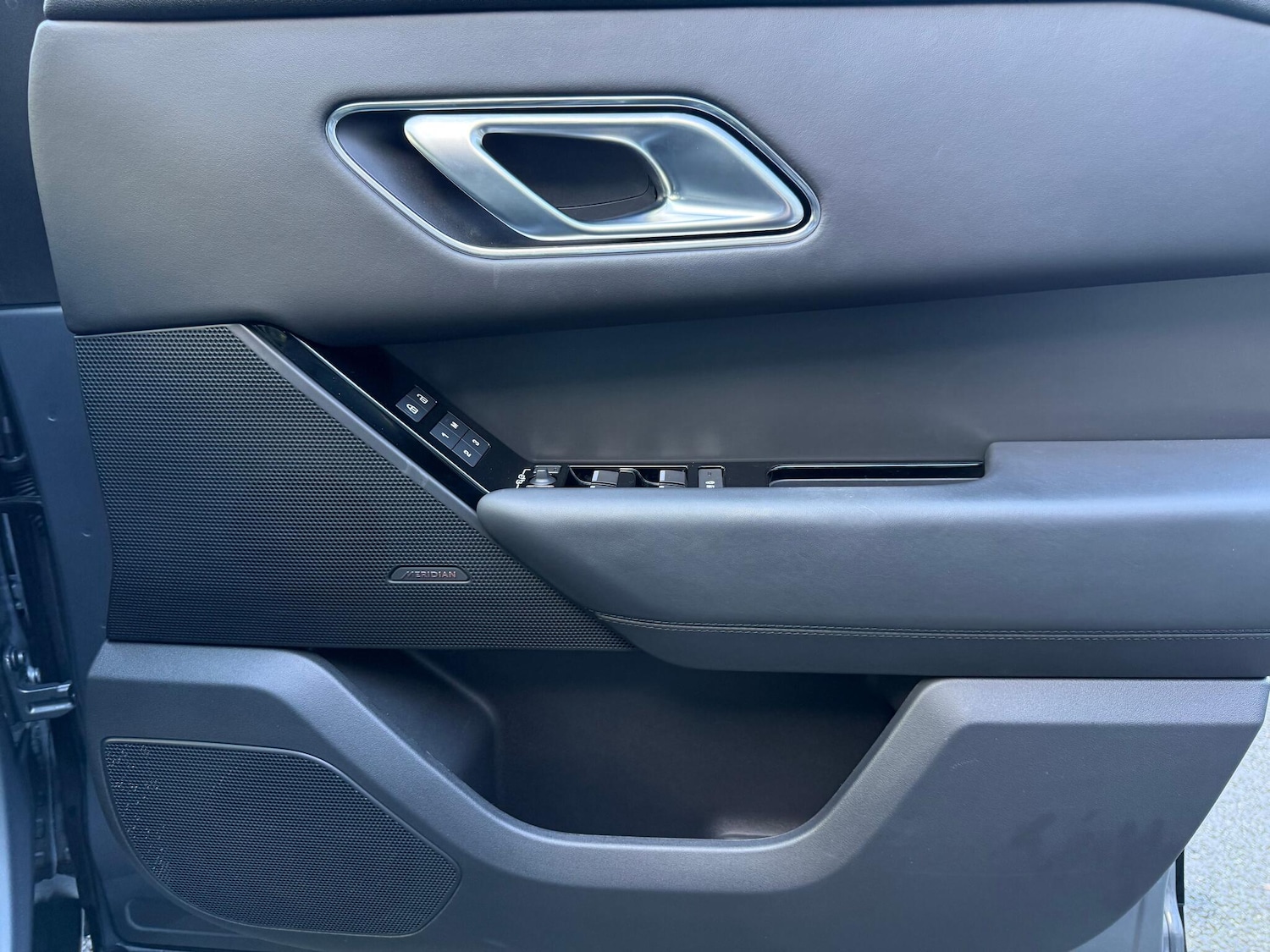 Used Land Rover Range Rover Velar 2024 for sale - 76619993: Photo 50