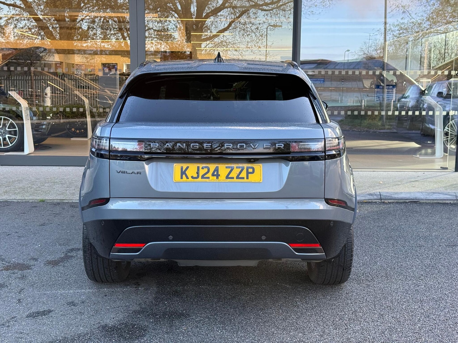 Used Land Rover Range Rover Velar 2024 for sale - 76619993: Photo 6