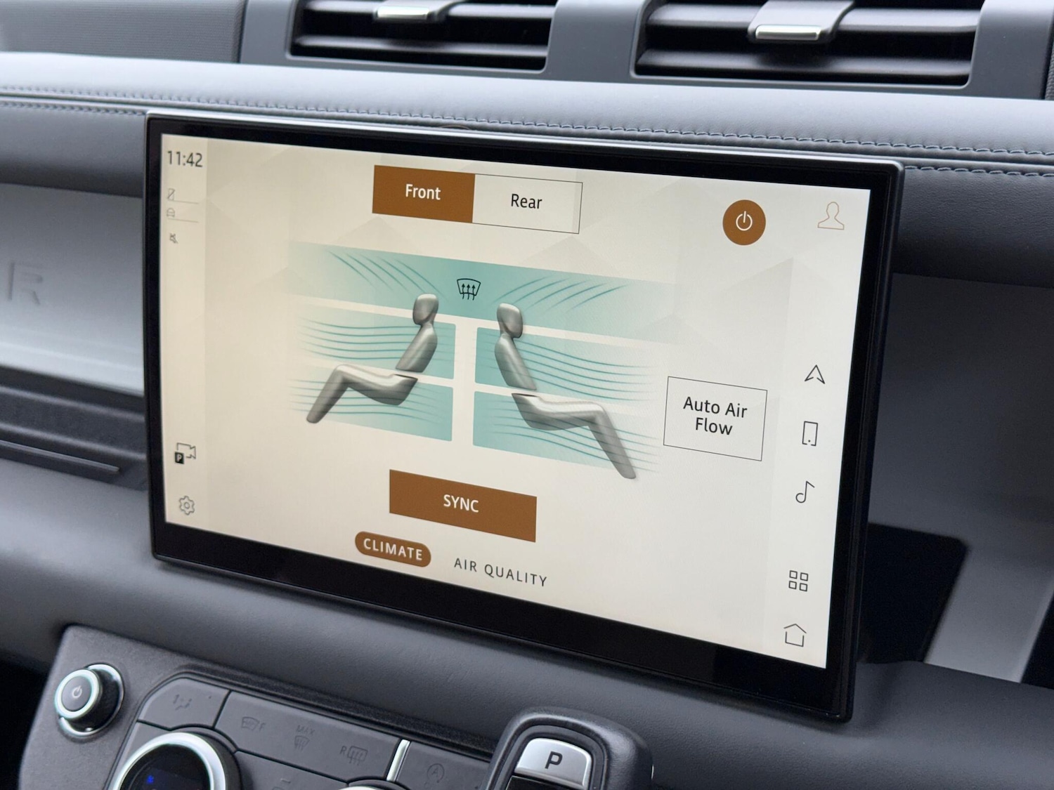 Used Land Rover Defender 130 2023 for sale - 76214985: Photo 18