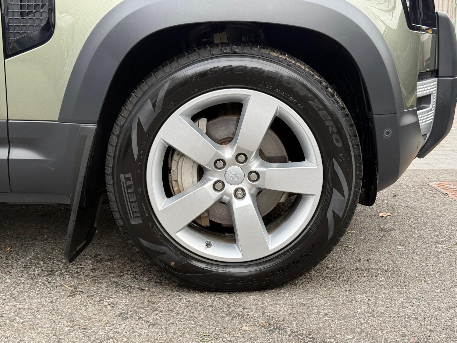 Used Land Rover Defender 130 2023 for sale - 76214985: Photo 24