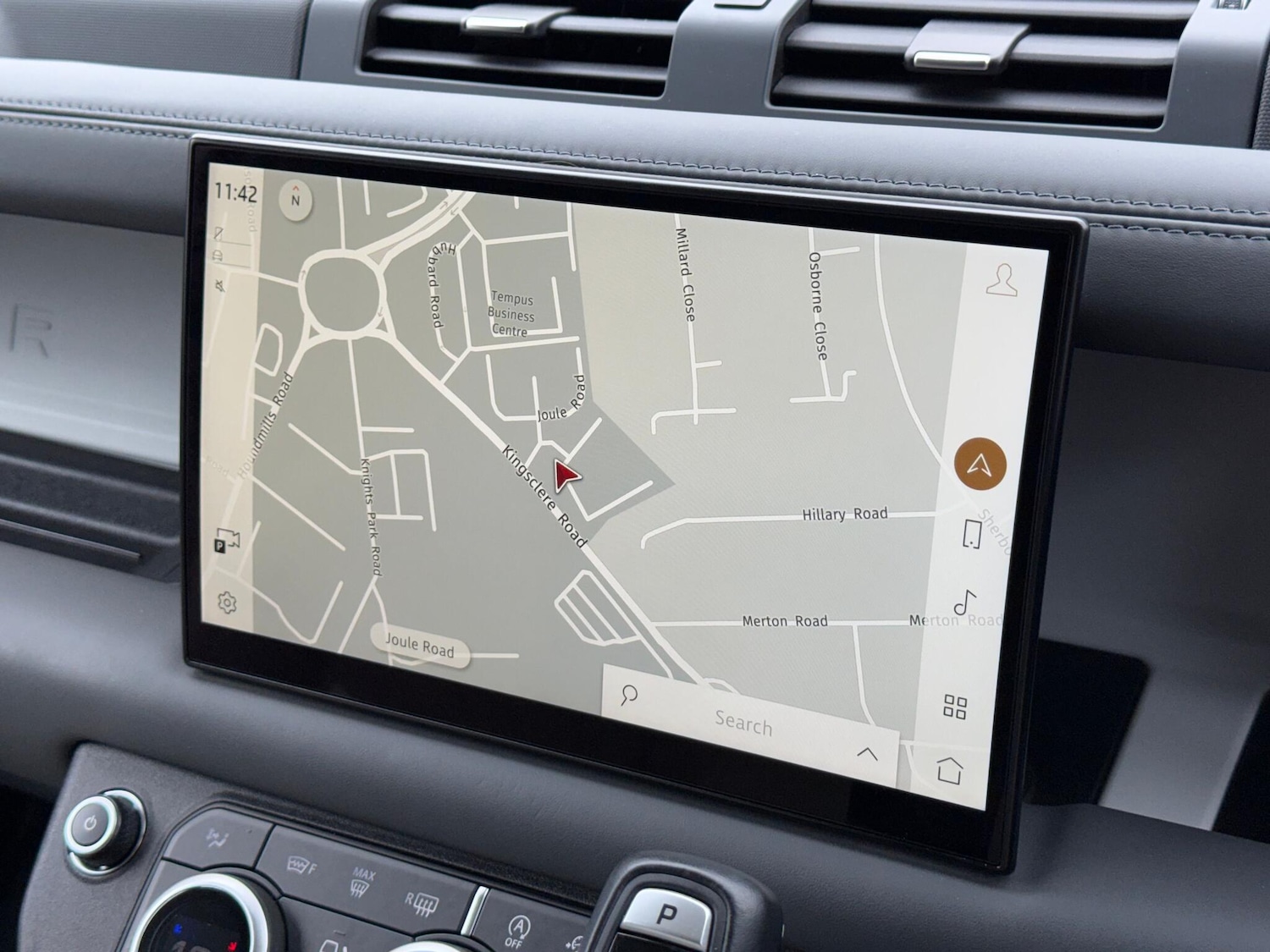 Used Land Rover Defender 130 2023 for sale - 76214985: Photo 30