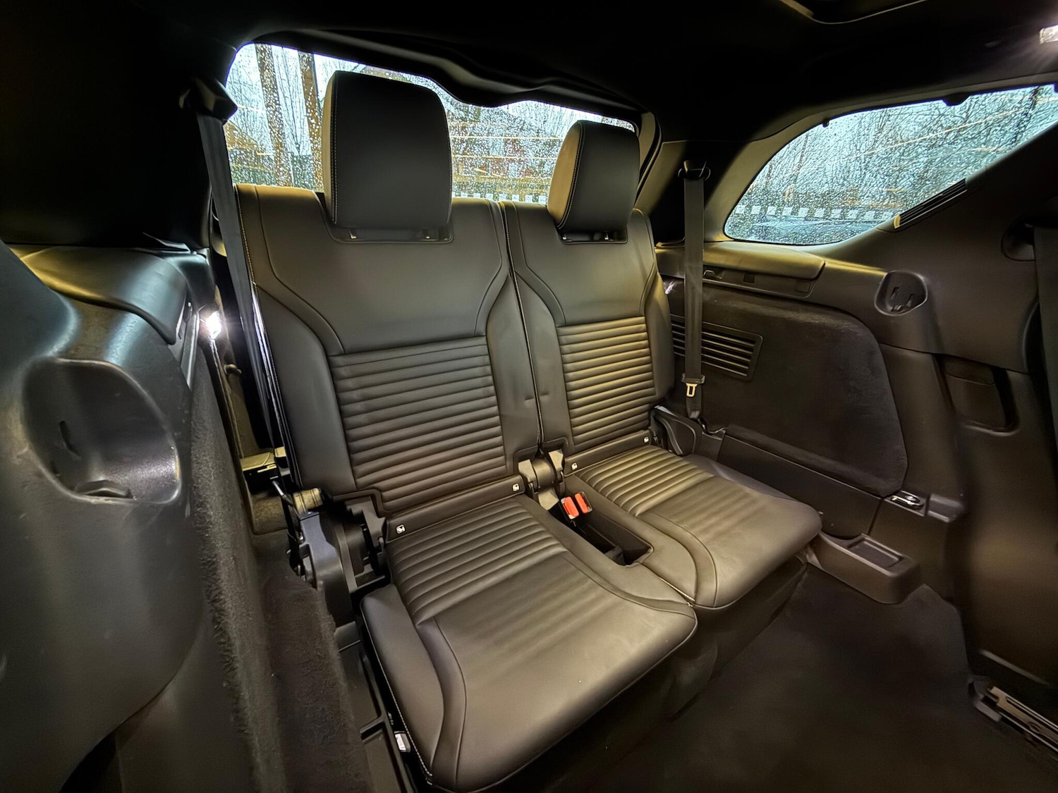 Used Land Rover Discovery 2024 for sale - 77305874: Photo 38