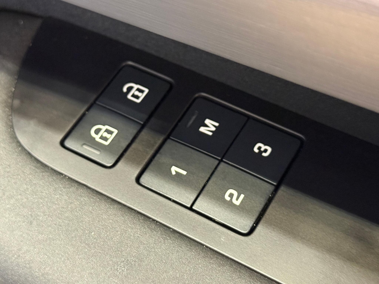 Used Land Rover Discovery 2024 for sale - 77305874: Photo 54