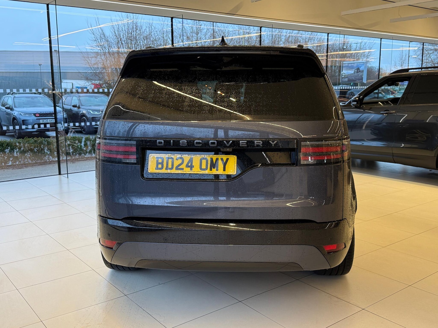 Used Land Rover Discovery 2024 for sale - 77305874: Photo 8