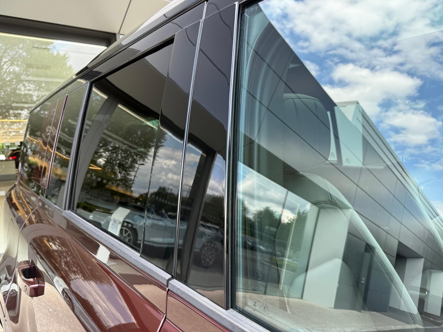 Used Land Rover Defender 2025 for sale - 77074124: Photo 24