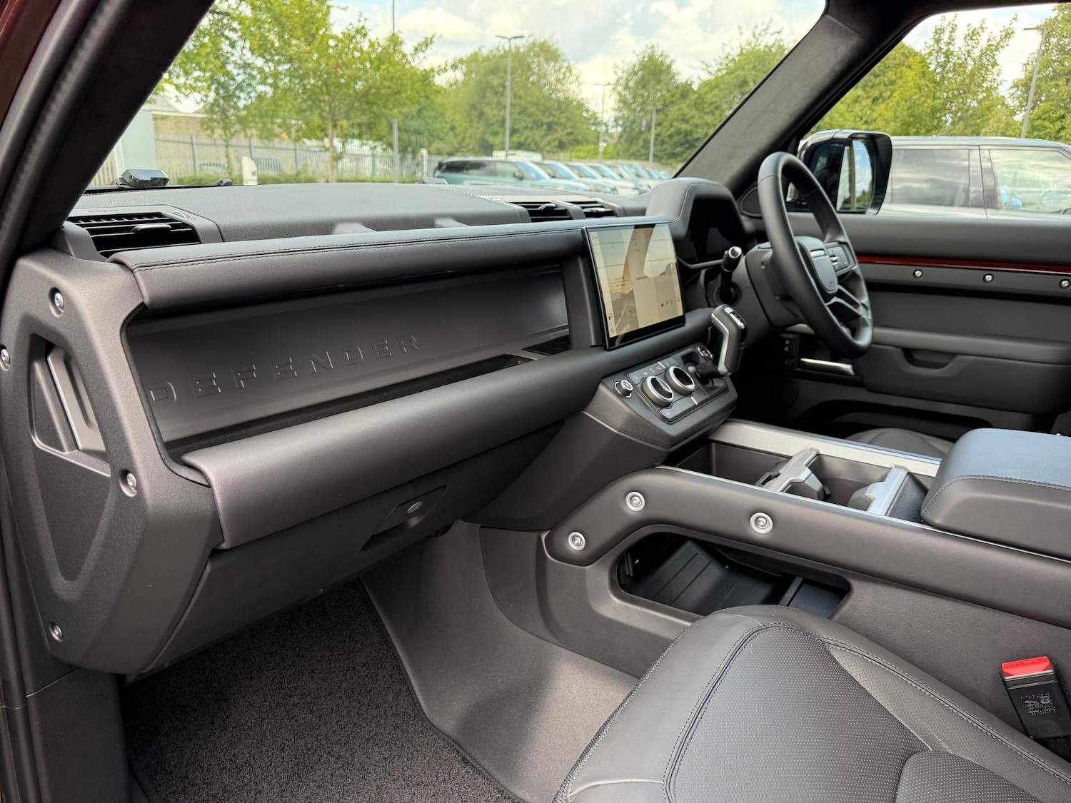 Used Land Rover Defender 2025 for sale - 77074124: Photo 51