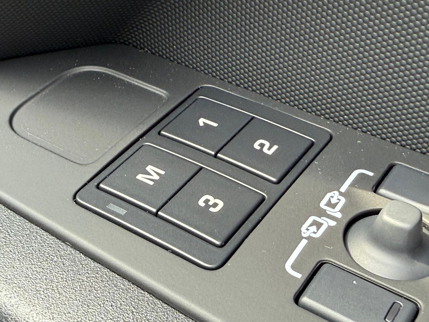 Used Land Rover Defender 2025 for sale - 77074124: Photo 55