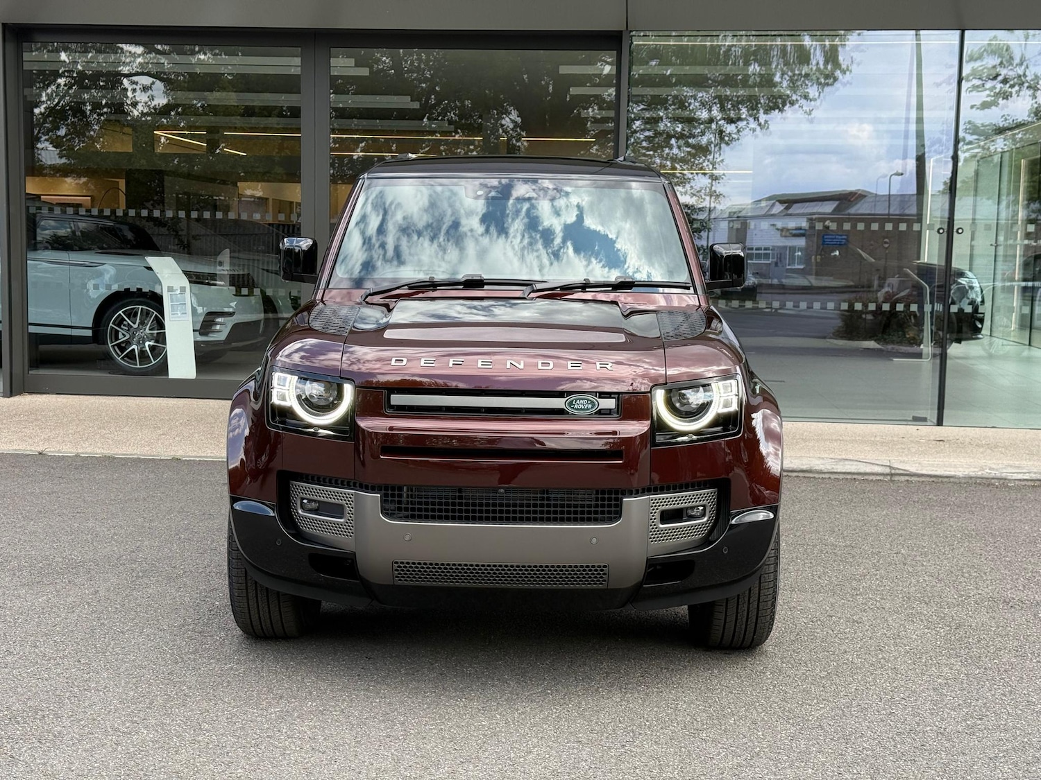 Used Land Rover Defender 2025 for sale - 77074124: Photo 6