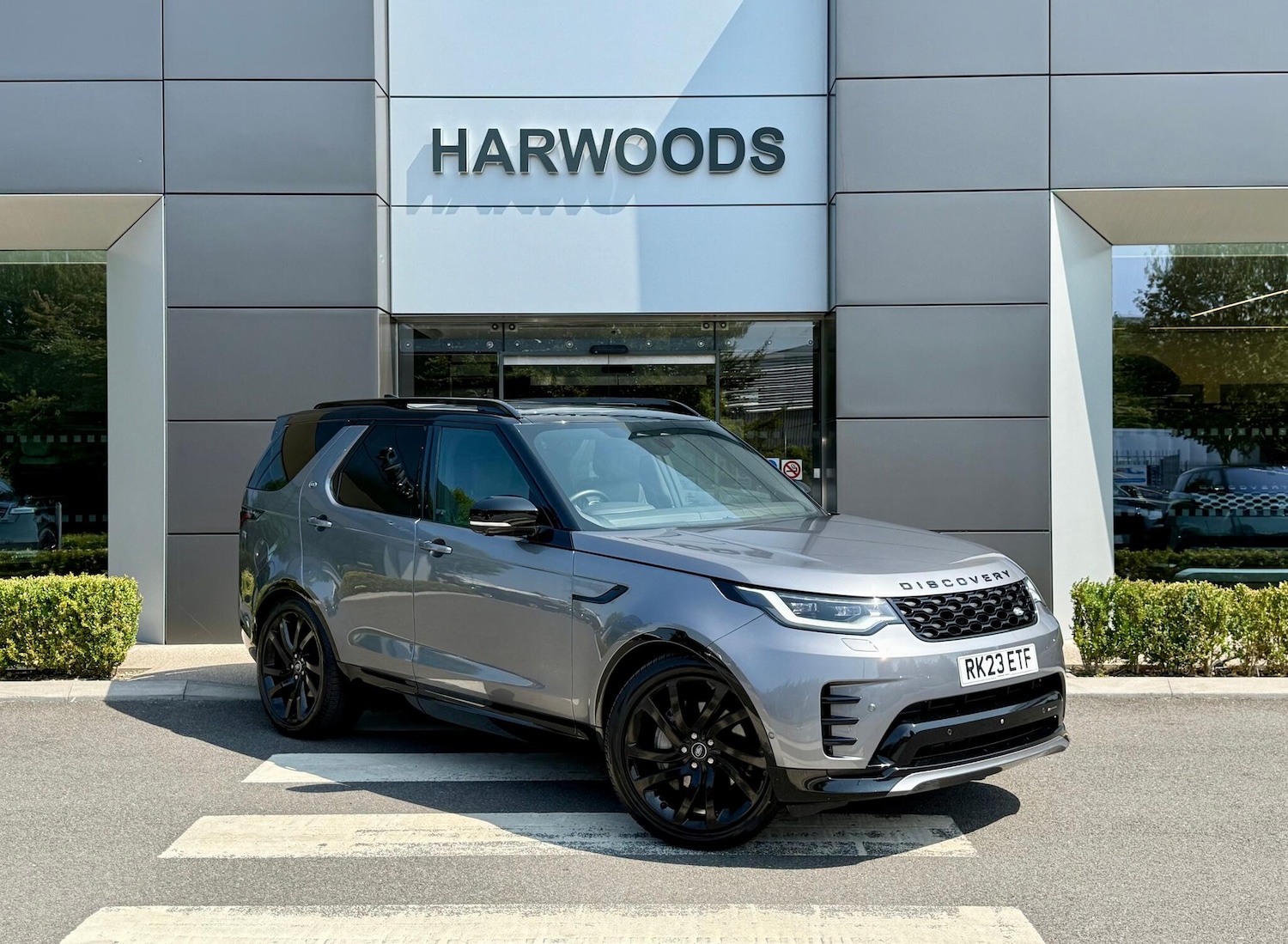 Used Land Rover Discovery 2023 for sale - 76457752: Photo 1