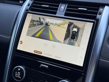 Used Land Rover Discovery 2023 for sale - 76457752: Photo