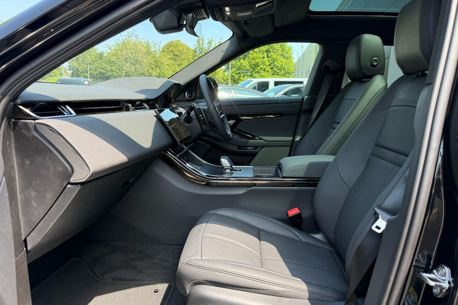 Used Land Rover Range Rover Evoque 2025 for sale - 76432516: Photo 10