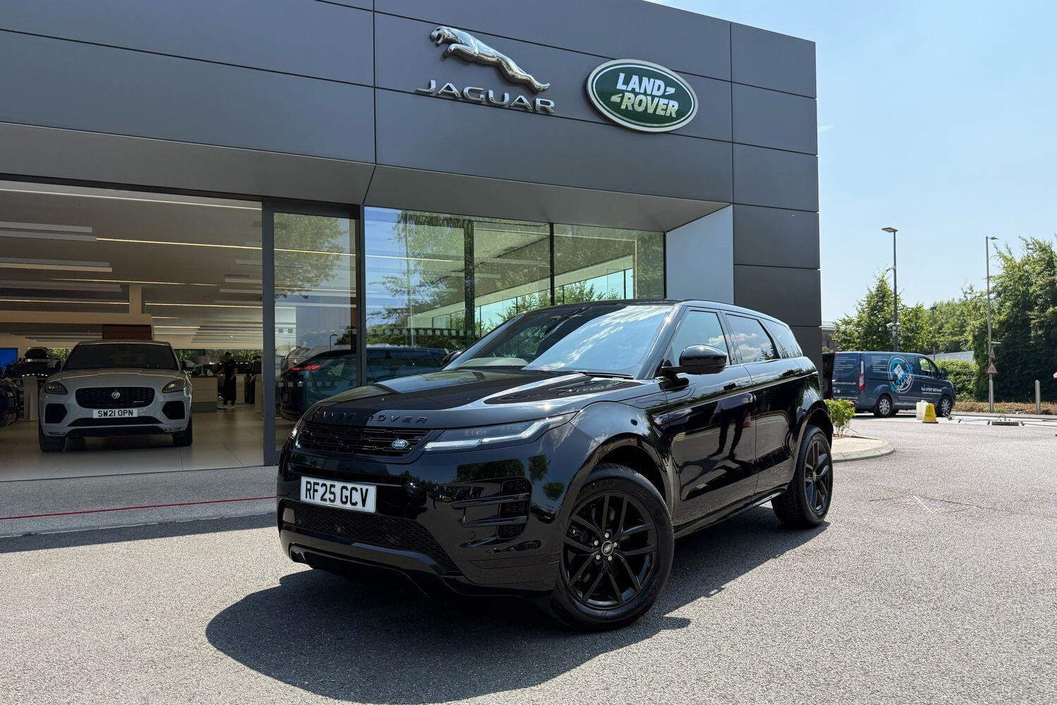 Used Land Rover Range Rover Evoque 2025 for sale - 76432516: Photo 30