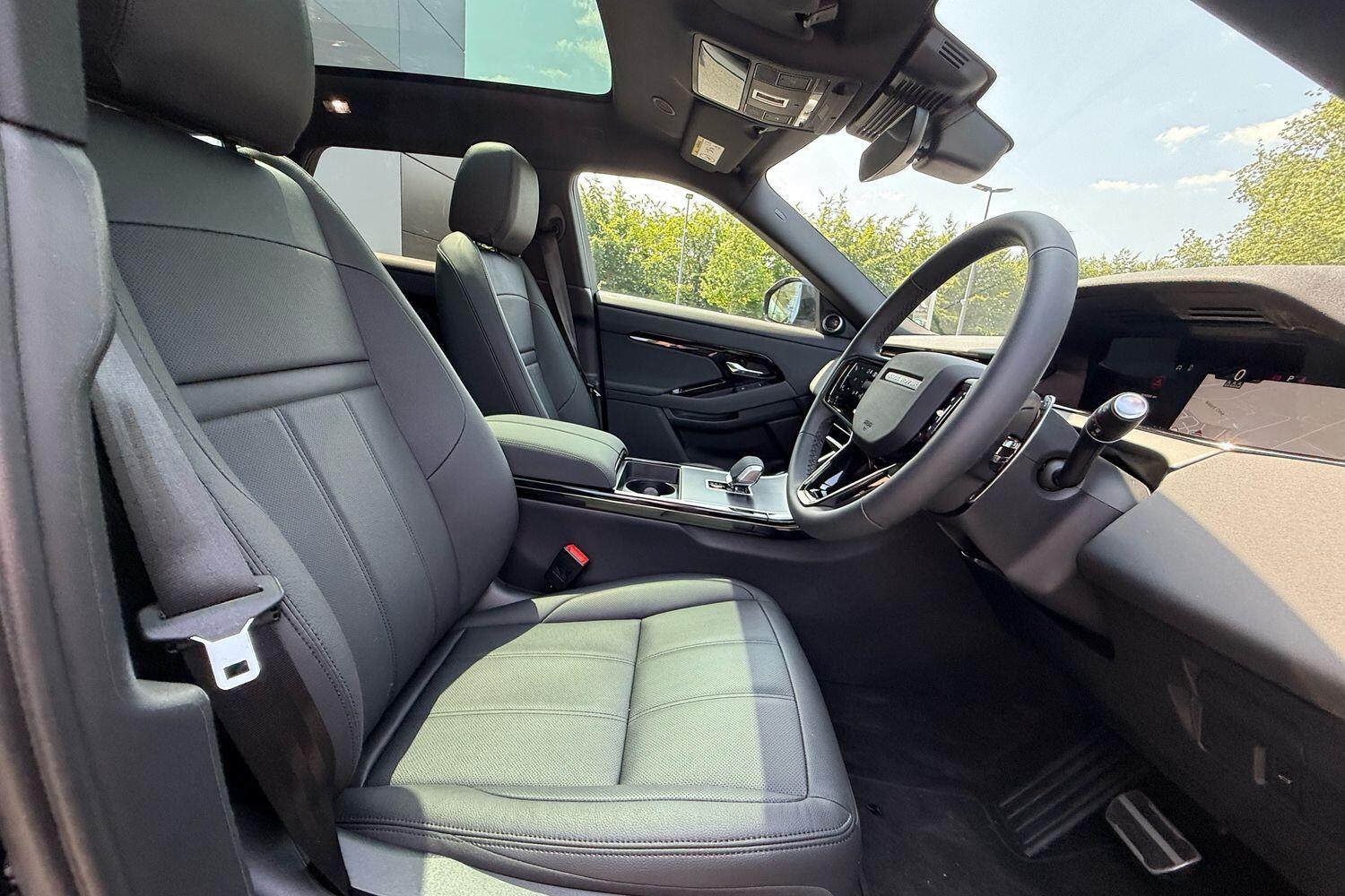 Used Land Rover Range Rover Evoque 2025 for sale - 76432516: Photo 9