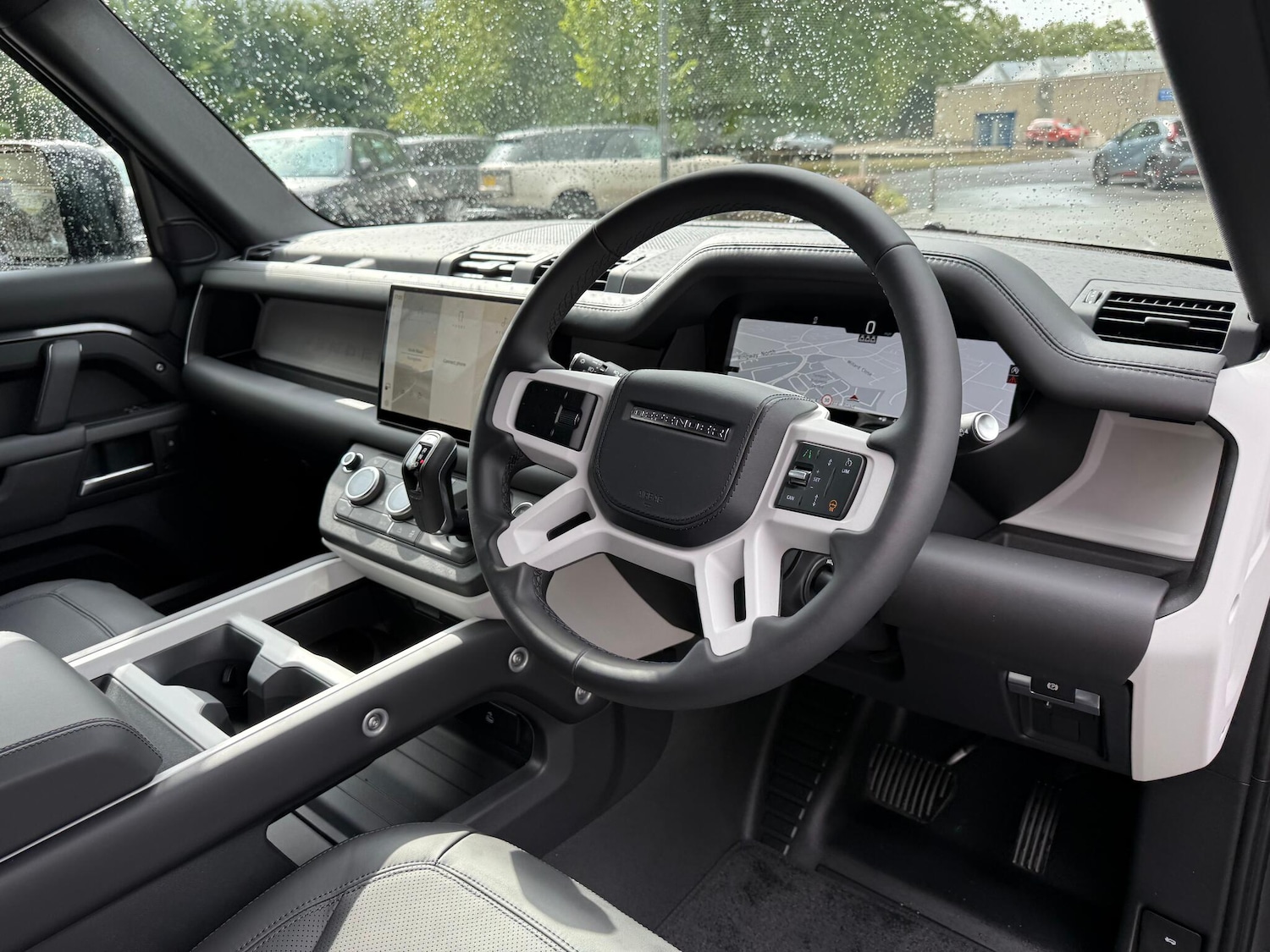 Used Land Rover Defender 2025 for sale - 77057268: Photo 32