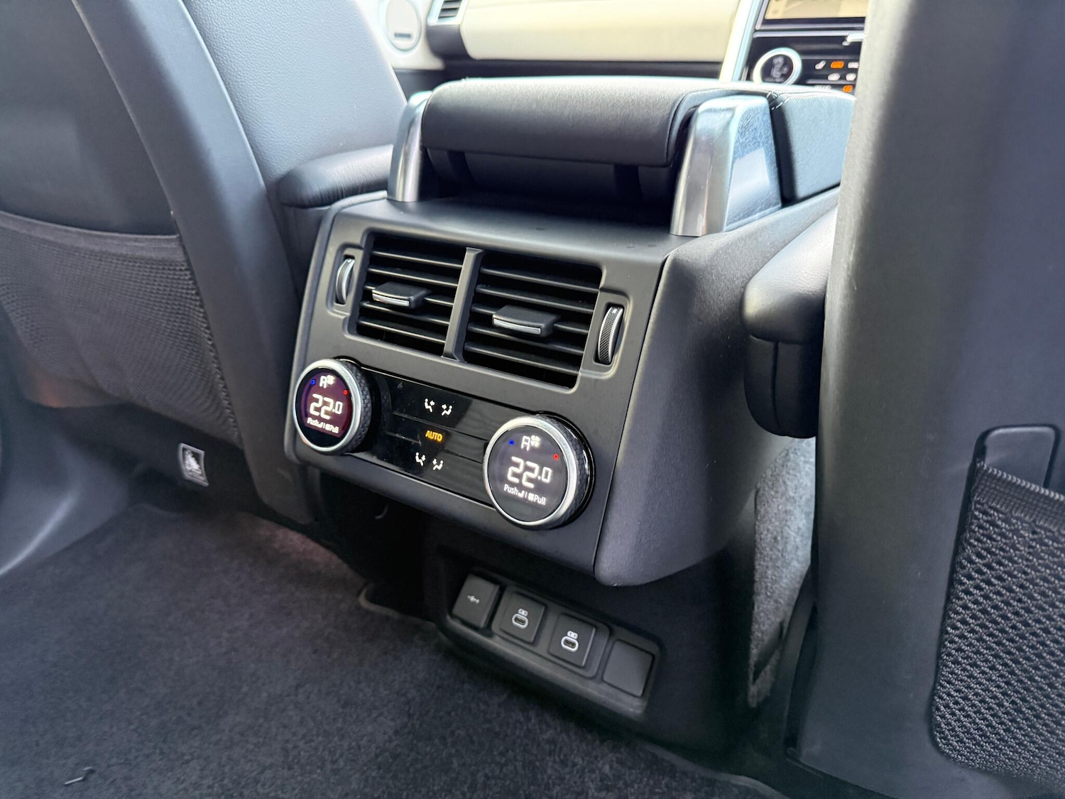 Used Land Rover Discovery 2022 for sale - 77029048: Photo 35