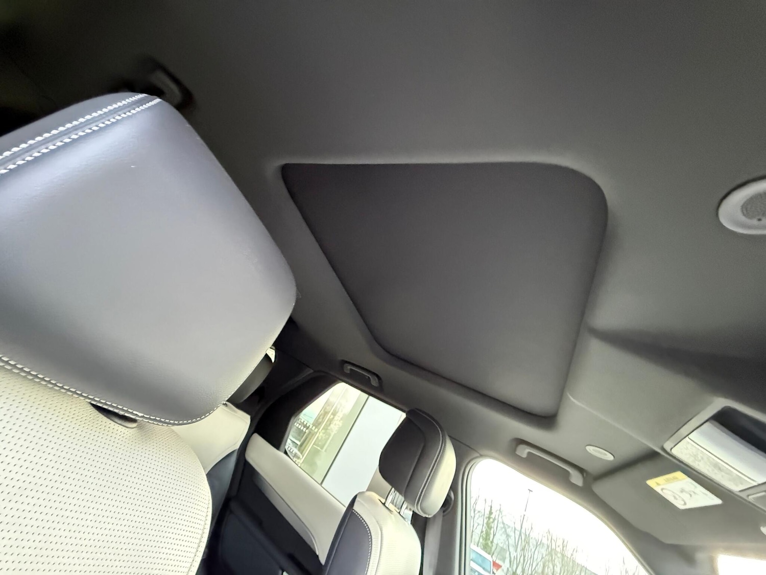 Used Land Rover Discovery 2022 for sale - 77029048: Photo 37