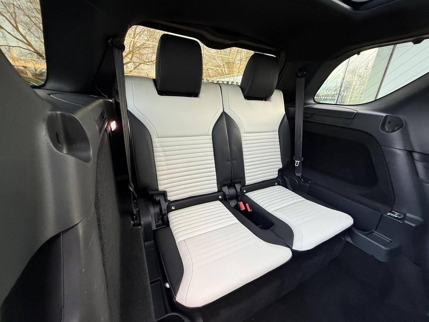 Used Land Rover Discovery 2022 for sale - 77029048: Photo 40