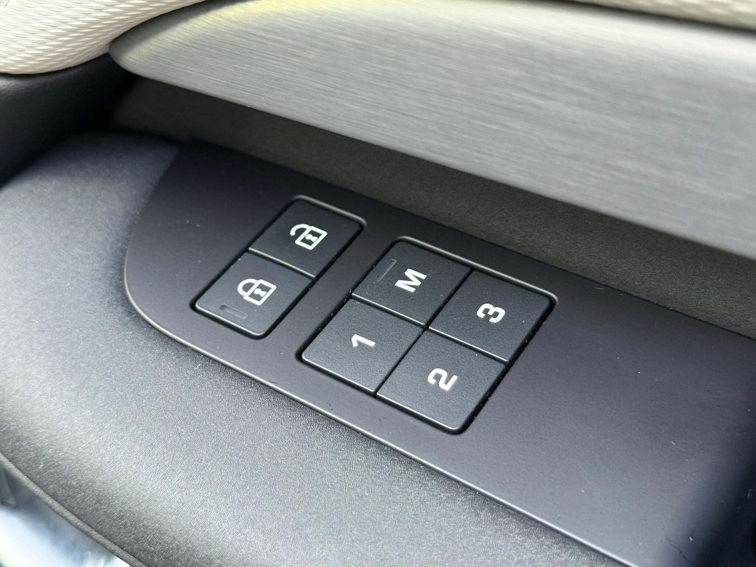 Used Land Rover Discovery 2022 for sale - 77029048: Photo 55