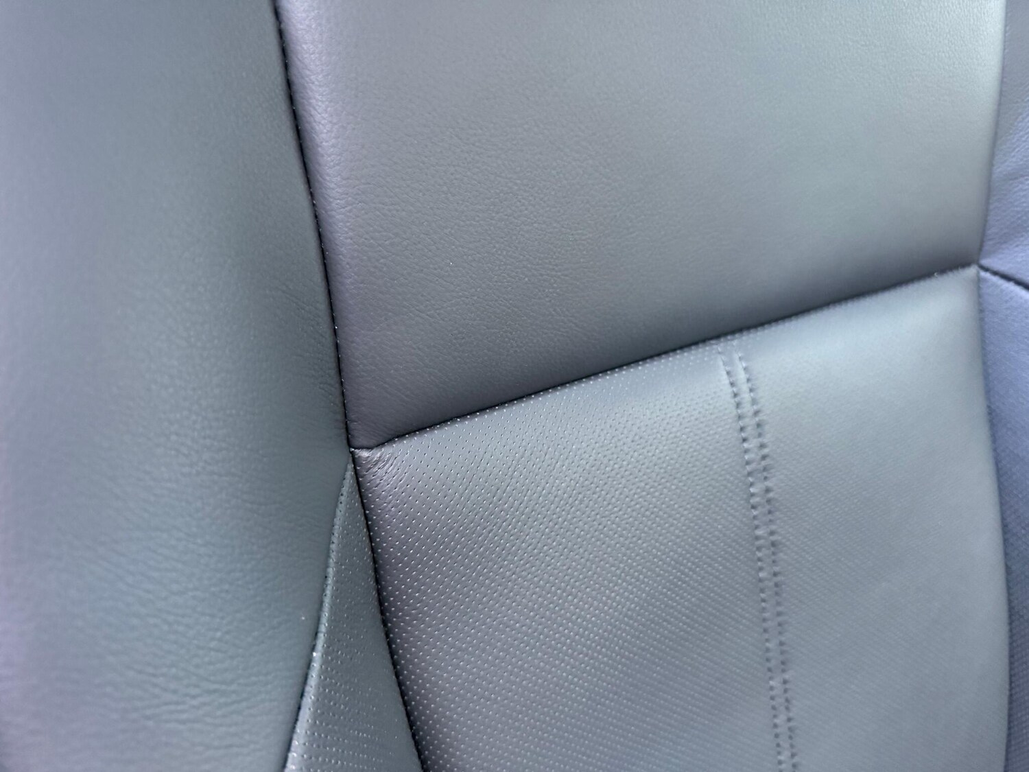 Used Land Rover Range Rover Velar 2024 for sale - 76370882: Photo 33