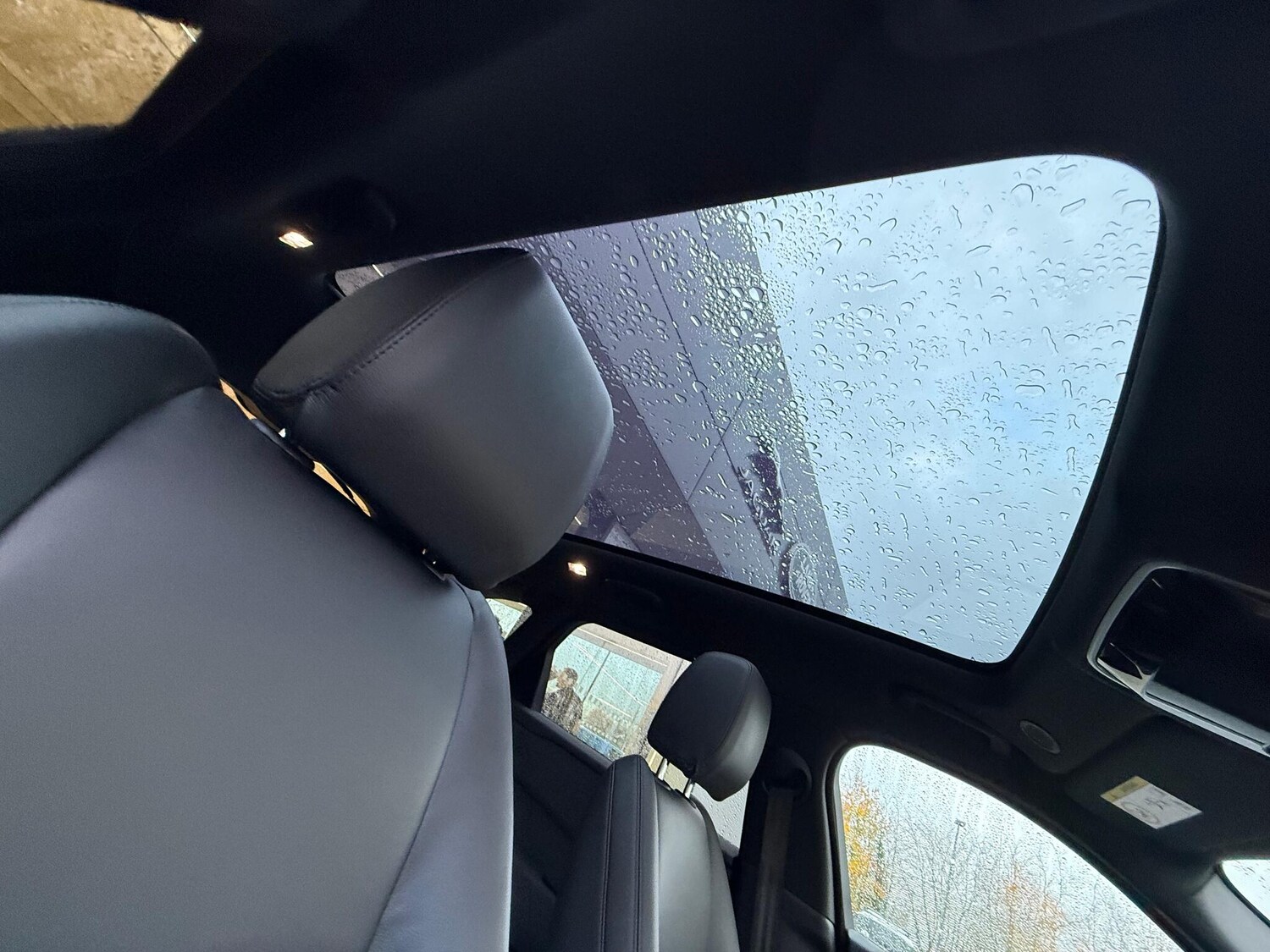 Used Land Rover Range Rover Velar 2024 for sale - 76370882: Photo 35