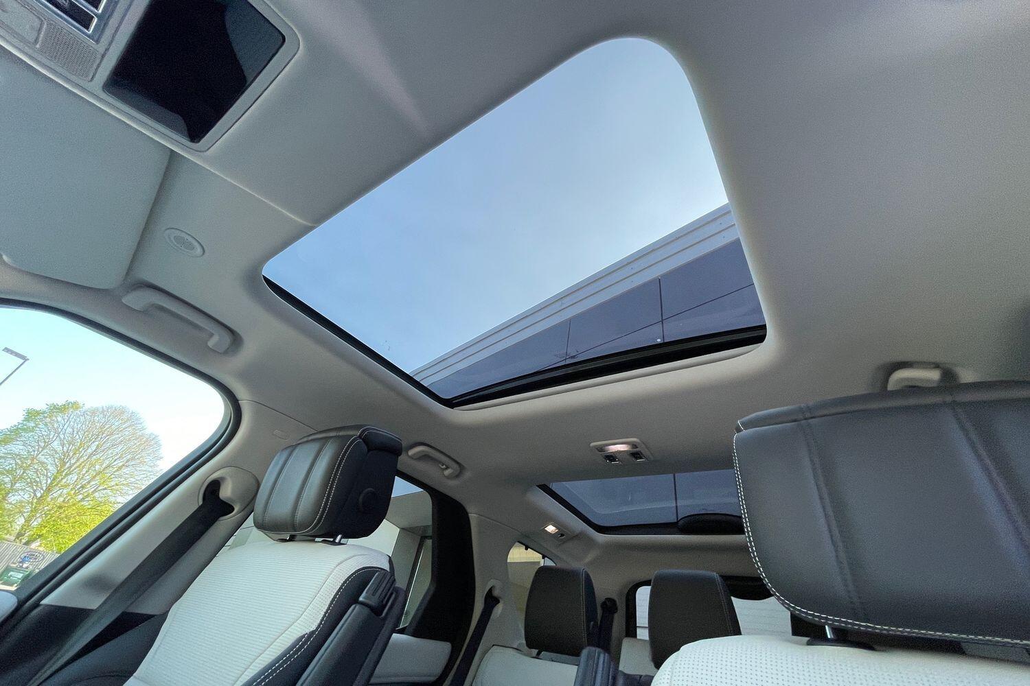 Used Land Rover Discovery for sale - 76714937: Photo 5