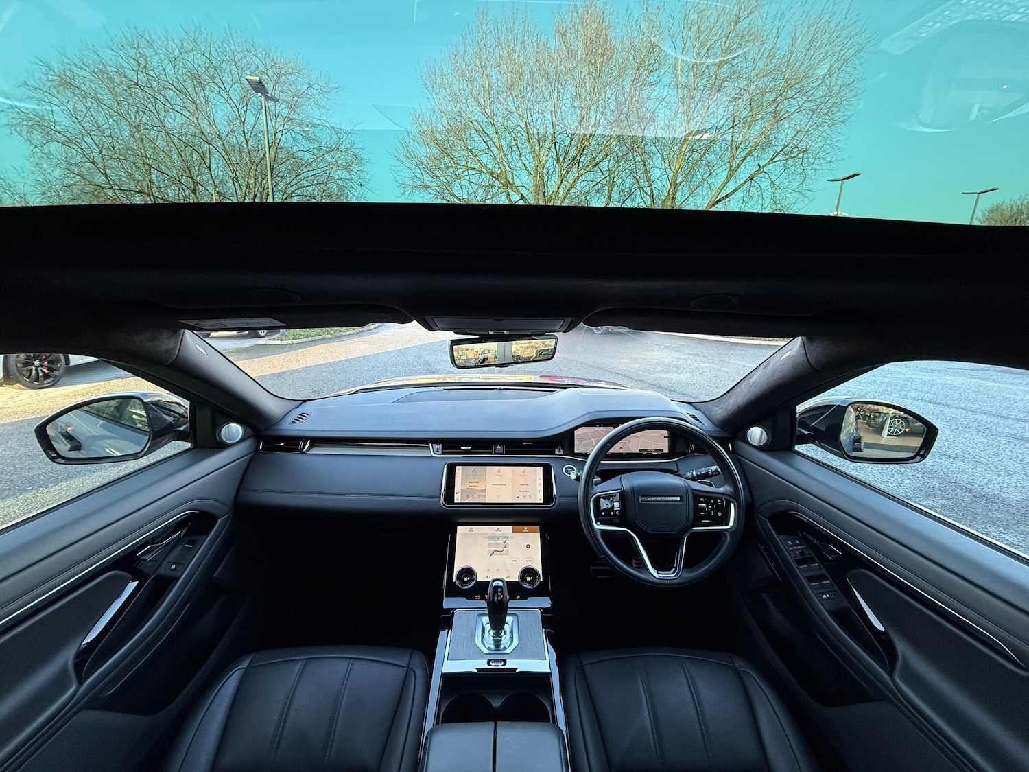 Used Land Rover Range Rover Evoque 2023 for sale - 77016414: Photo 3