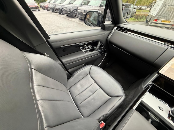 Used Land Rover Range Rover 2023 for sale - 76260518: Photo 12