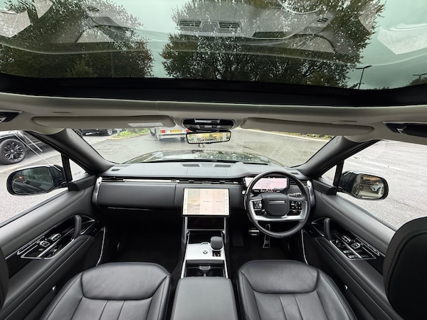 Used Land Rover Range Rover 2023 for sale - 76260518: Photo 3