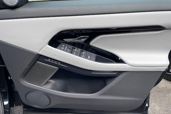 Used Land Rover Range Rover Evoque 2025 for sale - 76167537: Photo 58
