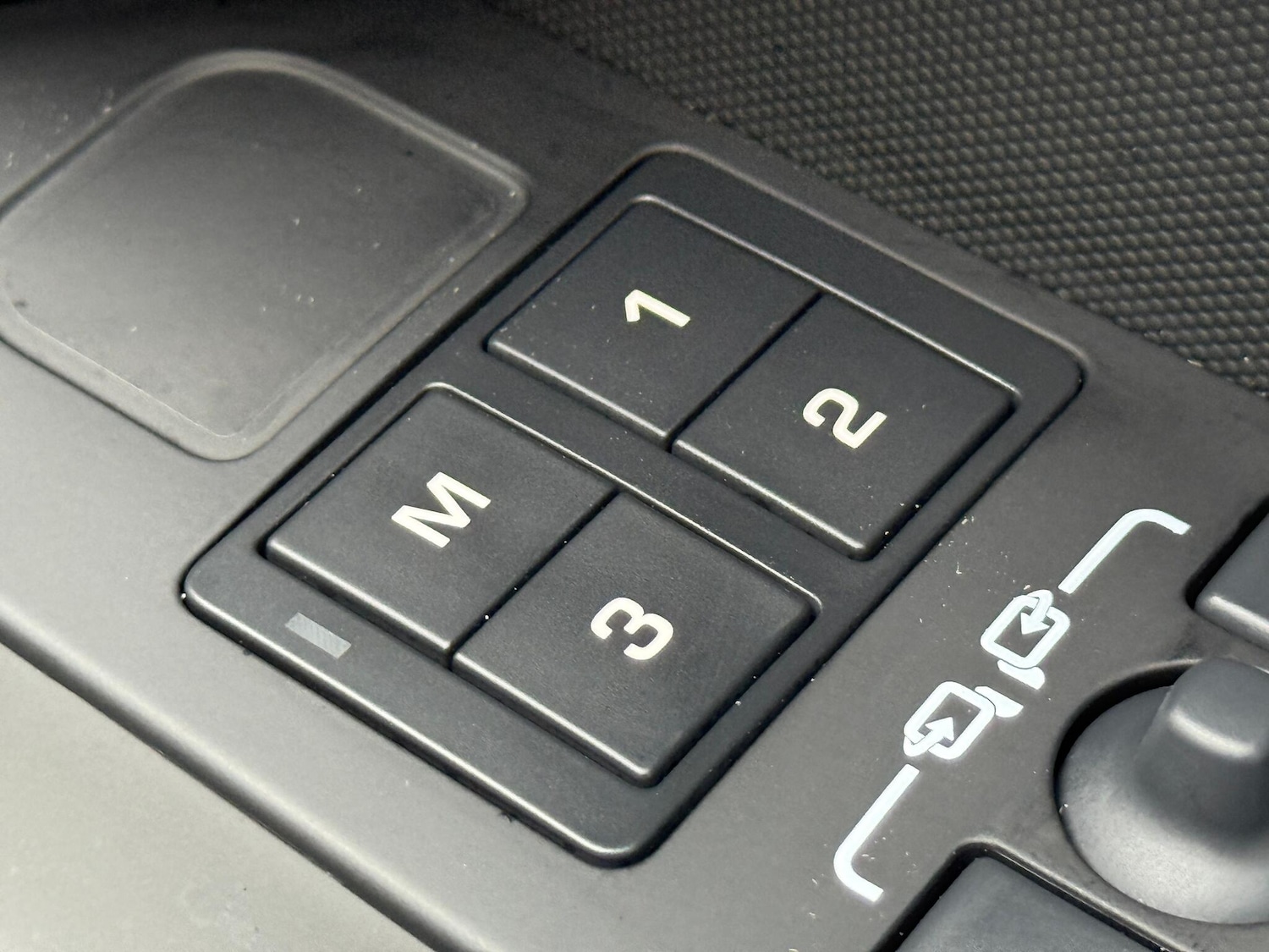 Used Land Rover Defender 2025 for sale - 77143961: Photo 39