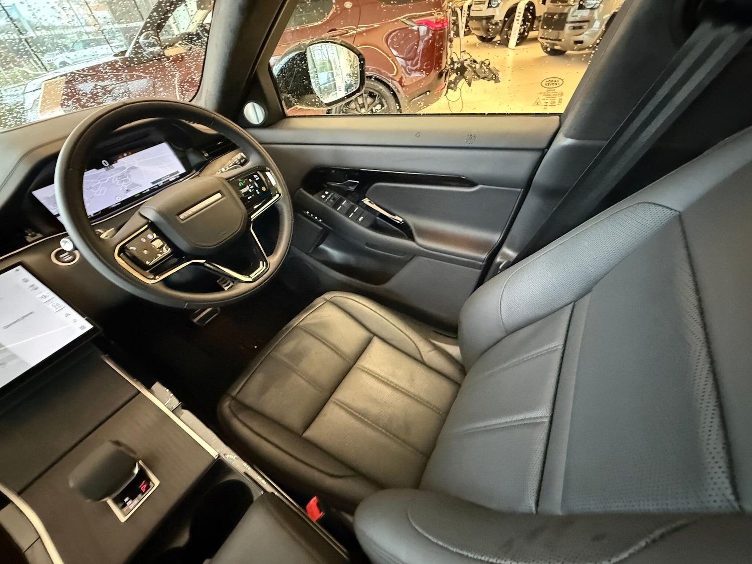 Used Land Rover Range Rover Evoque 2025 for sale - 77279705: Photo 13