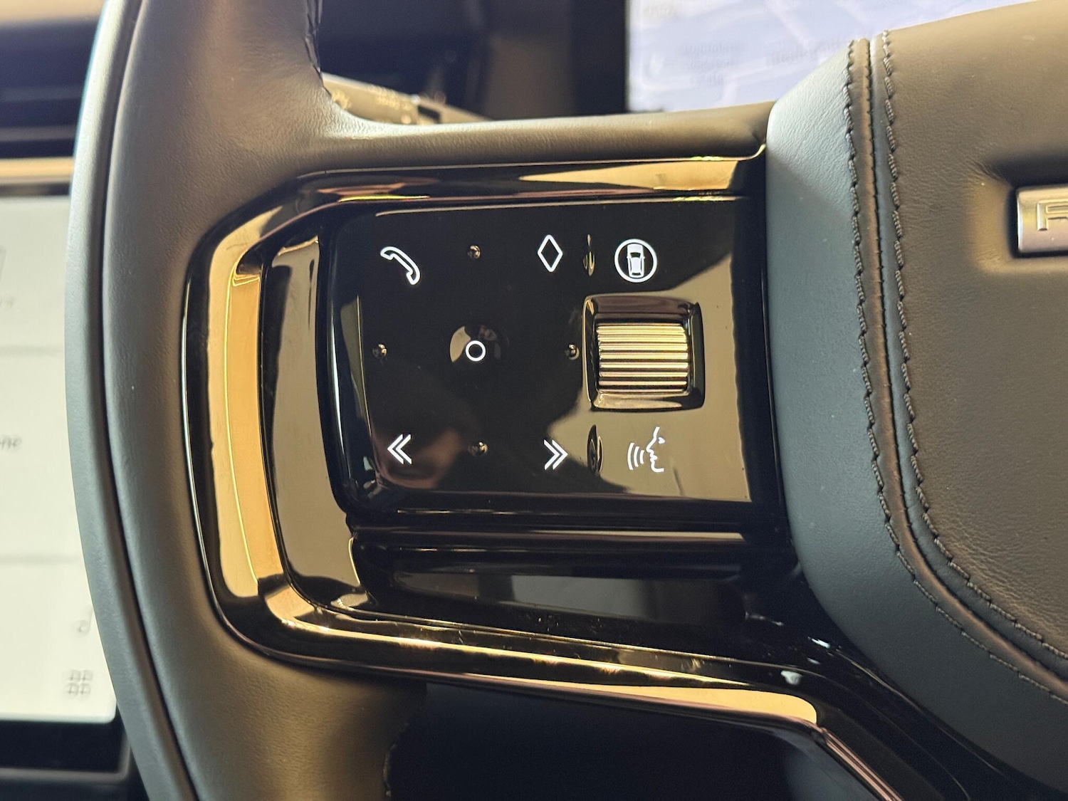 Used Land Rover Range Rover Evoque 2025 for sale - 77279705: Photo 26