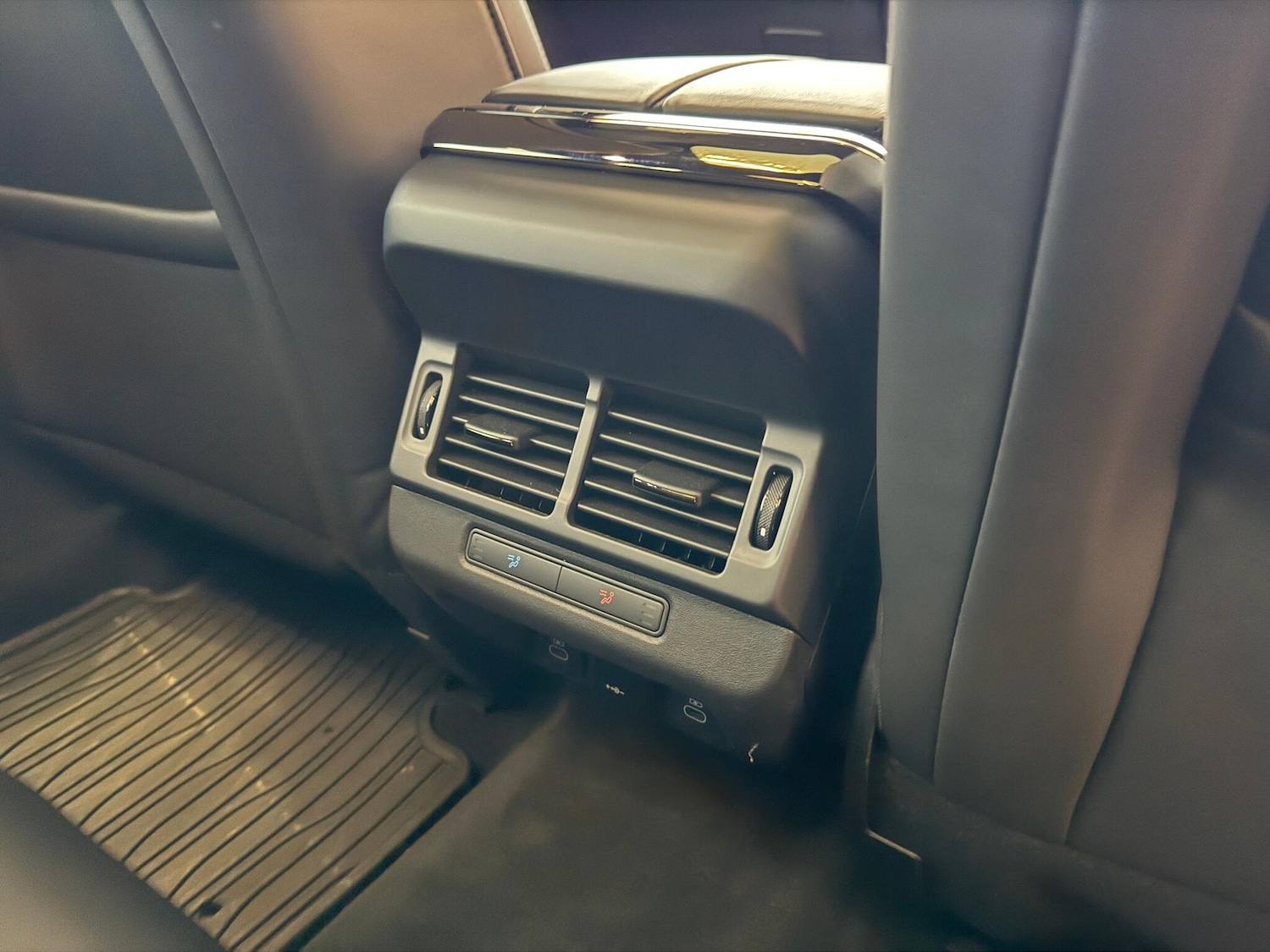 Used Land Rover Range Rover Evoque 2025 for sale - 77279705: Photo 33