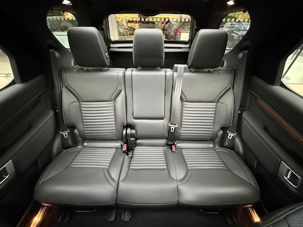 Used Land Rover Discovery 2023 for sale - 76239849: Photo 11