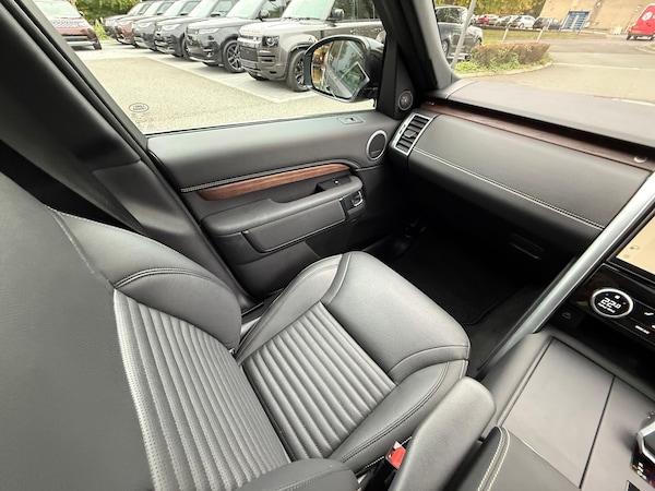 Used Land Rover Discovery 2023 for sale - 76239849: Photo 12