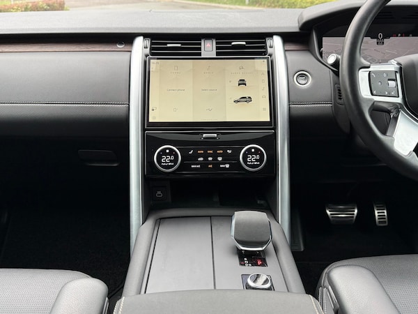 Used Land Rover Discovery 2023 for sale - 76239849: Photo 15