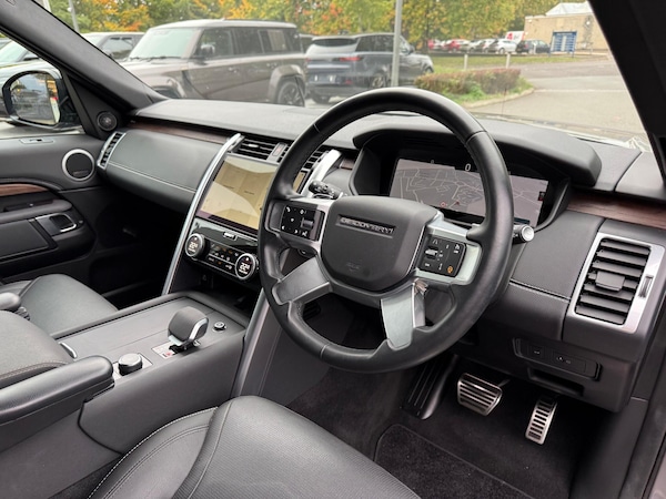 Used Land Rover Discovery 2023 for sale - 76239849: Photo 31