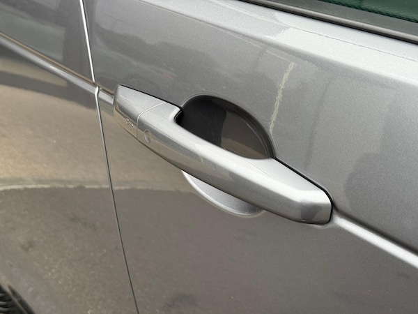 Used Land Rover Discovery 2023 for sale - 76239849: Photo 36