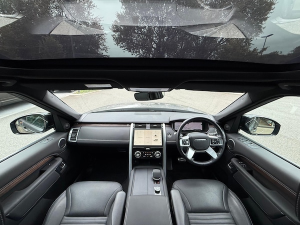 Used Land Rover Discovery 2023 for sale - 76239849: Photo 3