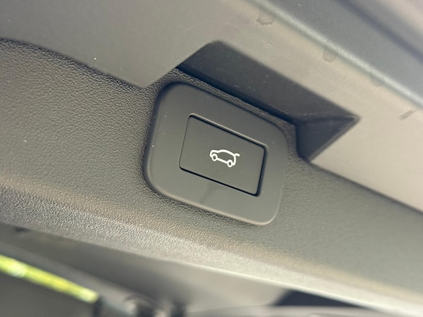 Used Land Rover Discovery 2023 for sale - 76239849: Photo 44
