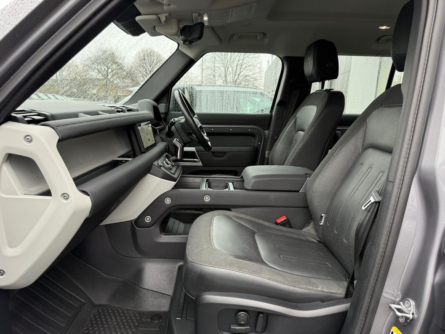 Used Land Rover Defender 110 2020 for sale - 76964590: Photo 10